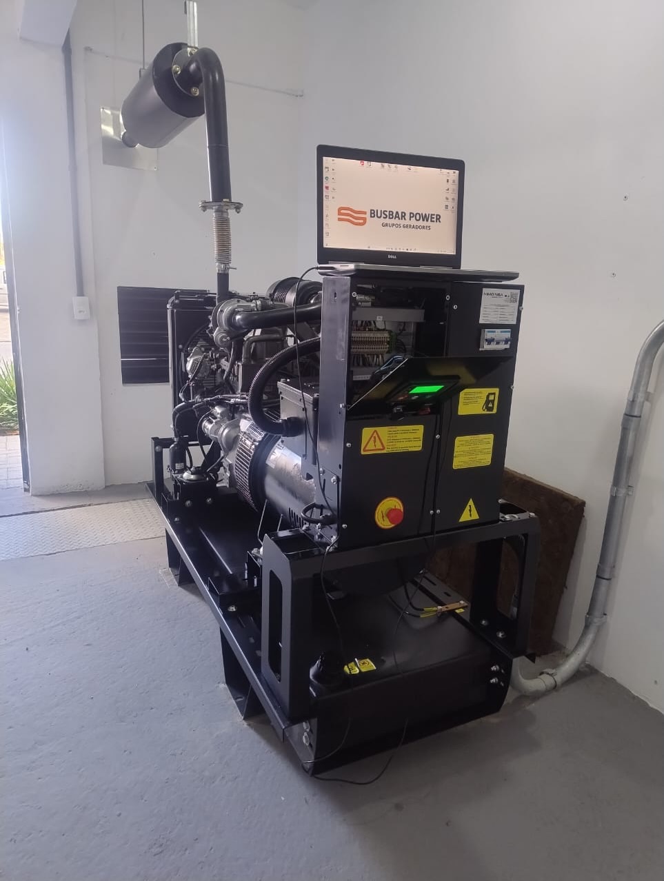 Comissionamento de gerador Busbar Power